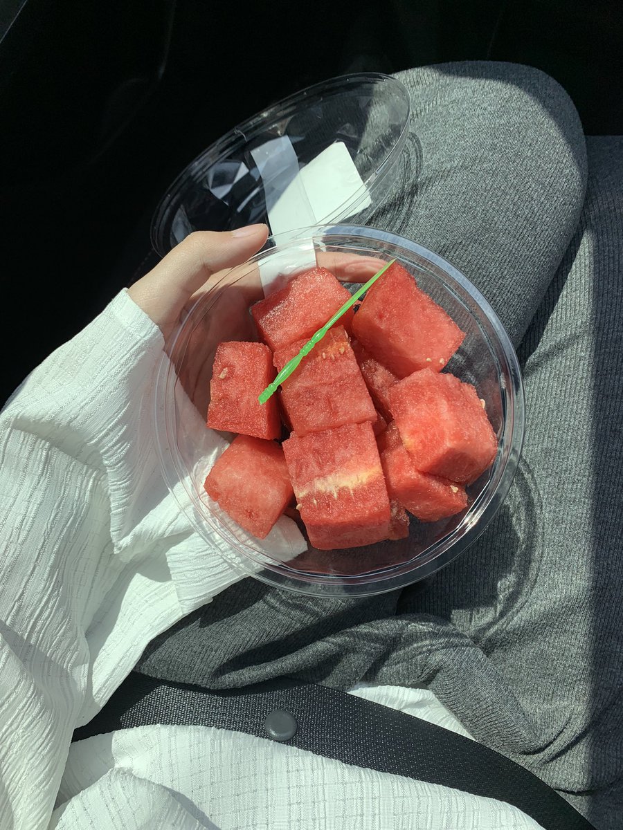 khai 🍉🍍🫐 tweet media