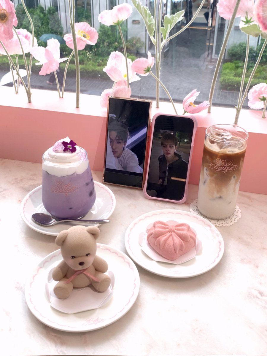 Daily_yoon2's tweet photo. 그러게 제가 왜 여깄죠?🫪 https://t.co/g61n6UiQEL