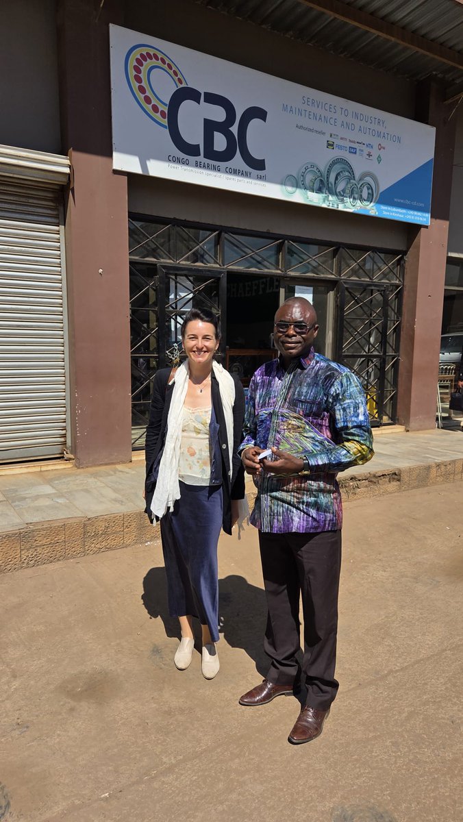 FPMSA_RDC's tweet photo. S.E. Mme 𝐒𝐚𝐛𝐢𝐧𝐞 𝐌𝐞𝐡𝐧𝐞𝐫𝐭, Ambassadrice adjointe de la République fédérale d’Allemagne en RDC a rencontré des 𝐏𝐌𝐄 𝐛é𝐧é𝐟𝐢𝐜𝐢𝐚𝐢𝐫𝐞𝐬 𝐝𝐞𝐬 𝐟𝐢𝐧𝐚𝐧𝐜𝐞𝐦𝐞𝐧𝐭𝐬 soutenus par la Coopération allemande en faveur de la RDC, via le FPM. https://t.co/imLWEdnCgX https://t.co/TiCCmlmm1M