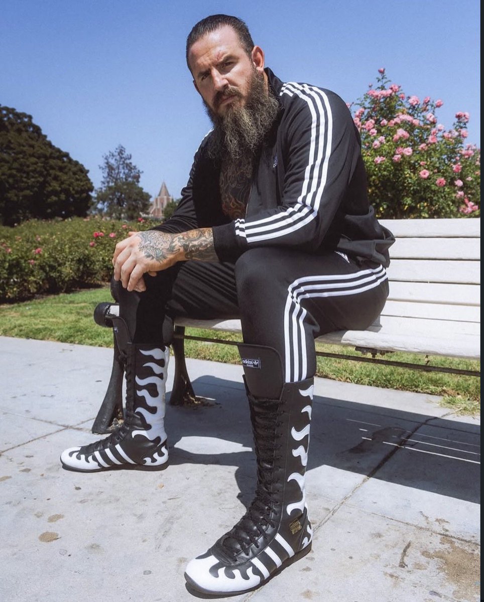 WrestlePurists's tweet photo. Ciara did the coin toss for USA vs. Australia in the Brain Dead x adidas Brody King collab https://t.co/kOgnZkgE6m