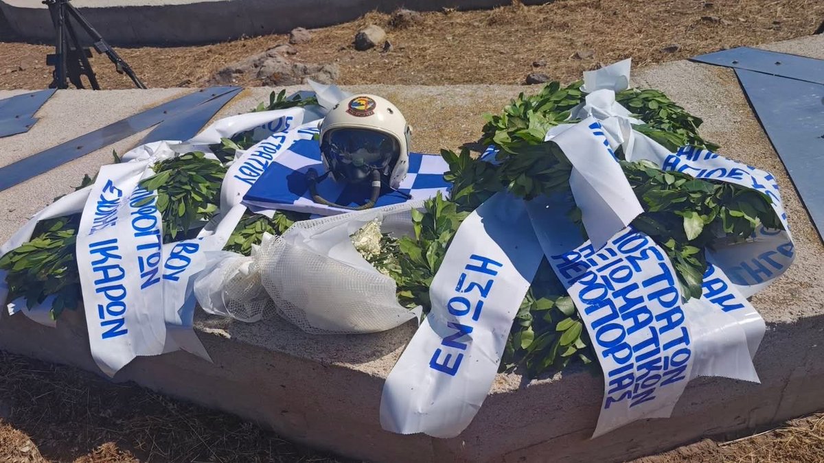 SarikasKostas's tweet photo. Νίκος Σιαλμάς: Ο «αετός» του Άη Στράτη – Το «Μολών Λαβέ» του αλύγιστου Υποσμηναγού πάνω στα βράχια του Αιγαίου https://t.co/eAkQqlf9BW https://t.co/0lrzZdtkhR
