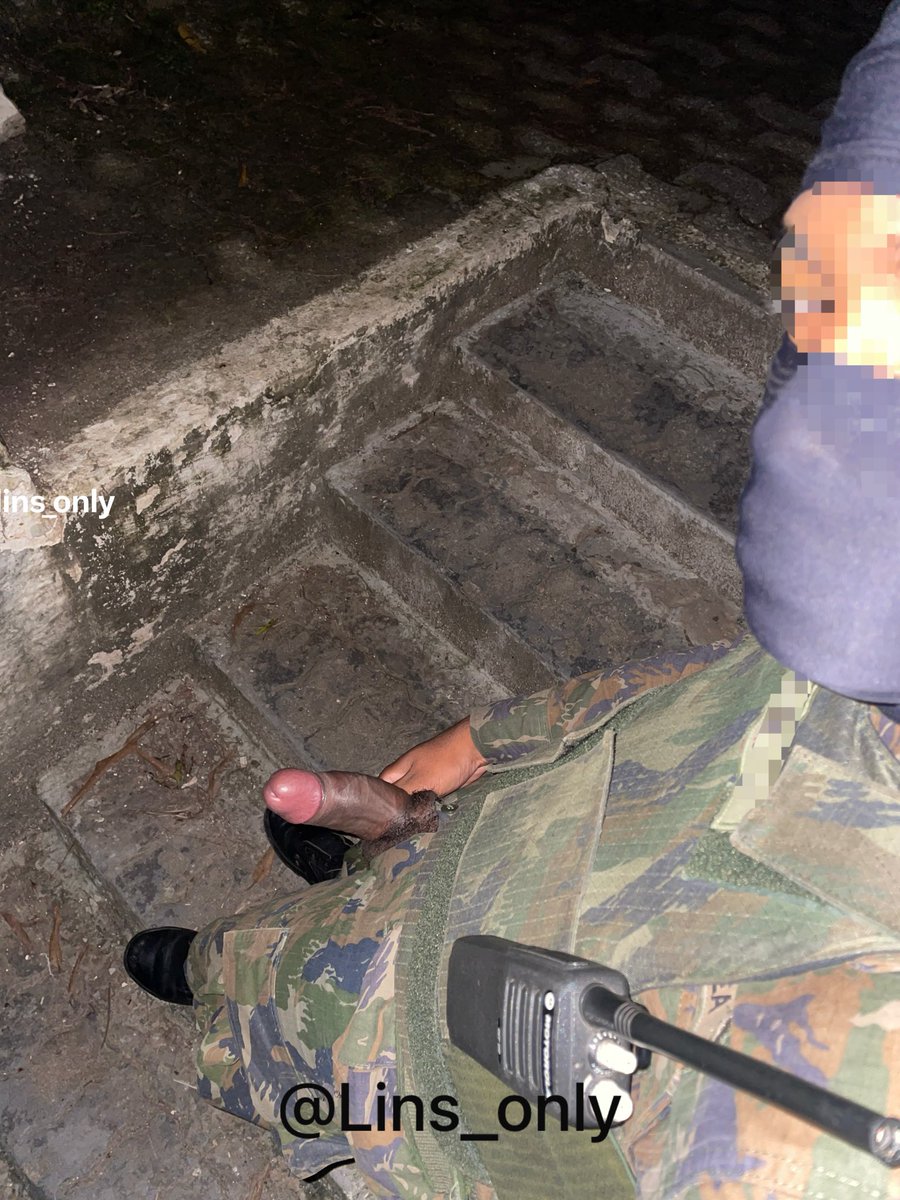 lins_only's tweet photo. Madrugada dessa e eu com tesao… pode? #PINTOSAWARDSㅤㅤ 
#BUNDAAWARDSㅤ 
#PINTOAWARDㅤㅤㅤ 
#novinho 
#militar 
#PINTOAWARDㅤㅤㅤ https://t.co/XVnoAta1Uq