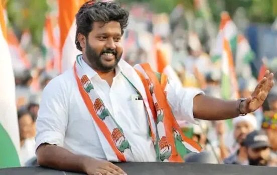 RoxonJo's tweet photo. ഇതുവരെ ഫയർ സ്റ്റേഷൻ ഇല്ലാത്ത ആലപ്പുഴ നിയോജകമണ്ഡലത്തിൽ പുതുതായി ഫയർ സ്റ്റേഷൻ. #Alappuzha #ADThomas
#Kerala #KeralaBudget #PuthuYugam✊🏼 https://t.co/KvgLdowYj6