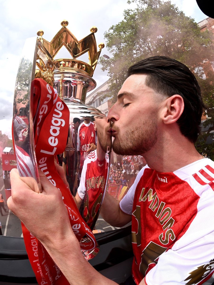 Morgan_rodgers0's tweet photo. Congratulations bro on becoming Arsenal player of the season ❤️ https://t.co/HRQe1CRKoV