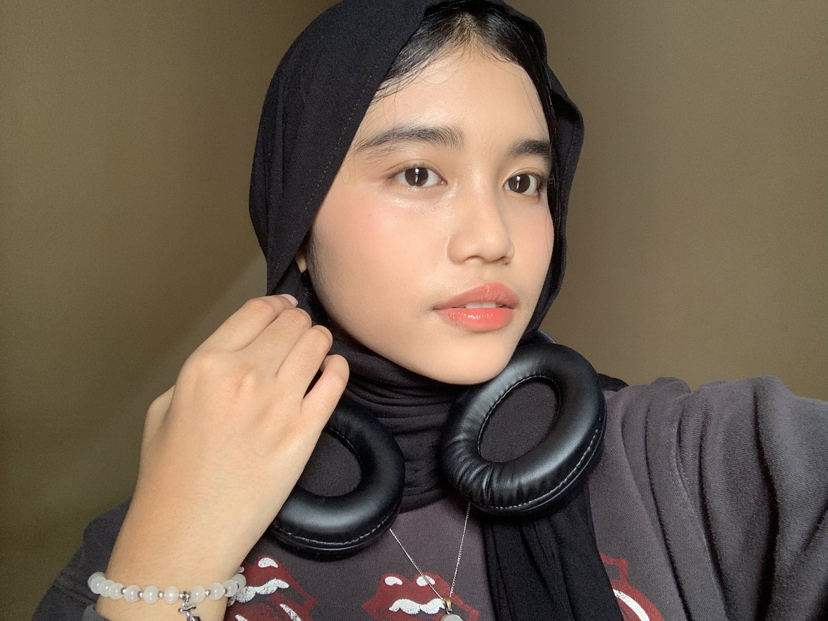 nana ⭑ tweet media