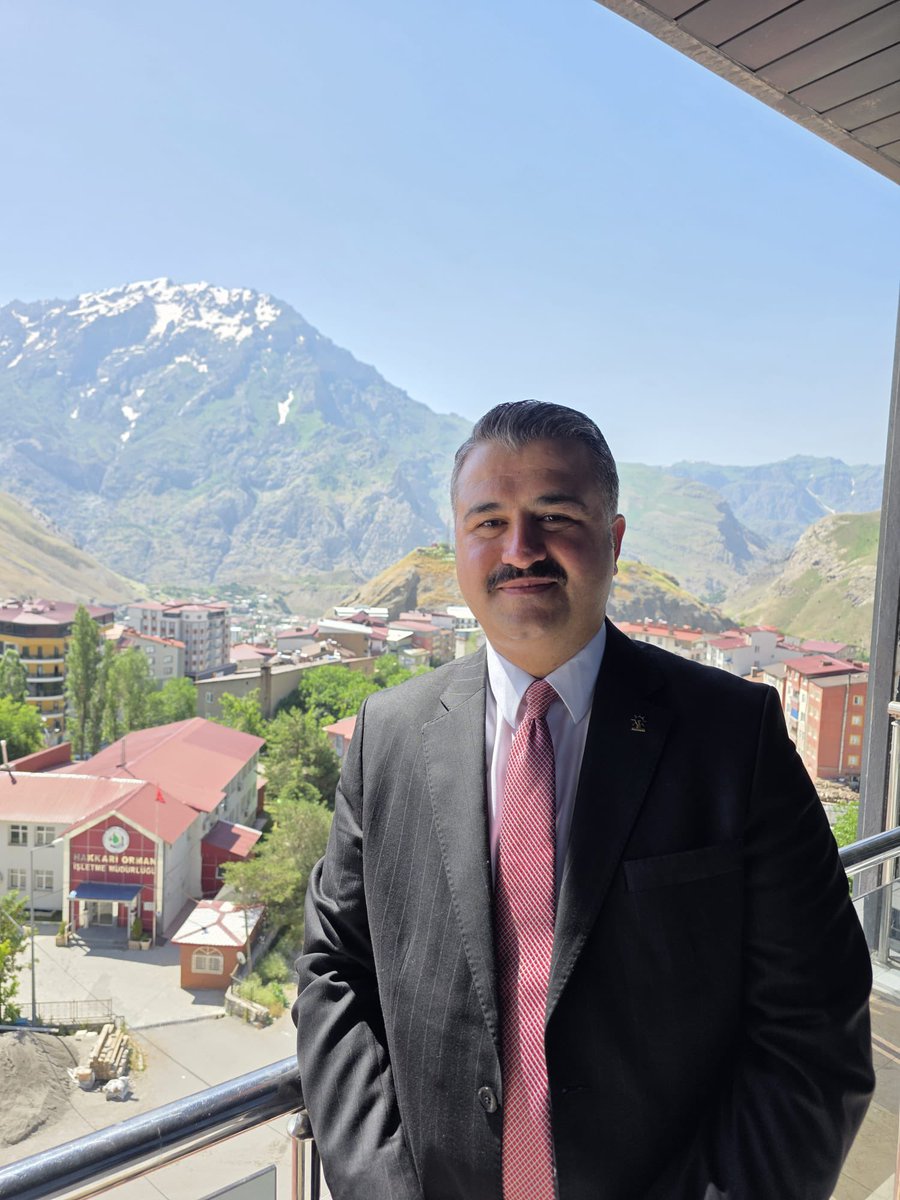 byildiz63's tweet photo. 📍 Hakkari

Dağların ve huzurun şehri Hakkari’mizden tüm dostlarımıza selamlar. 🇹🇷 https://t.co/nGHwqCDL5T