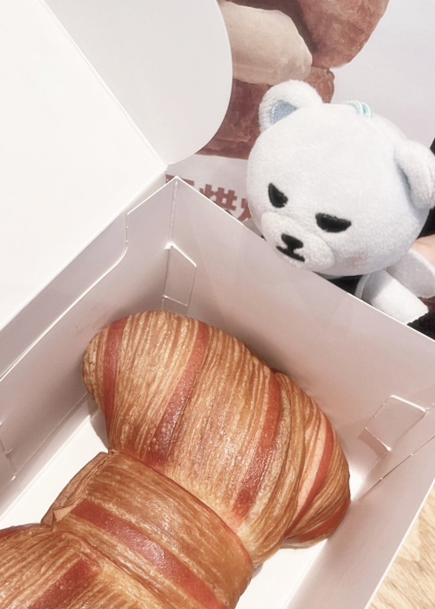 Ds_addict2's tweet photo. 旅行中にBB探すの楽しすぎた💛˘ᵕ˘ https://t.co/Zt9I4ZZfU8