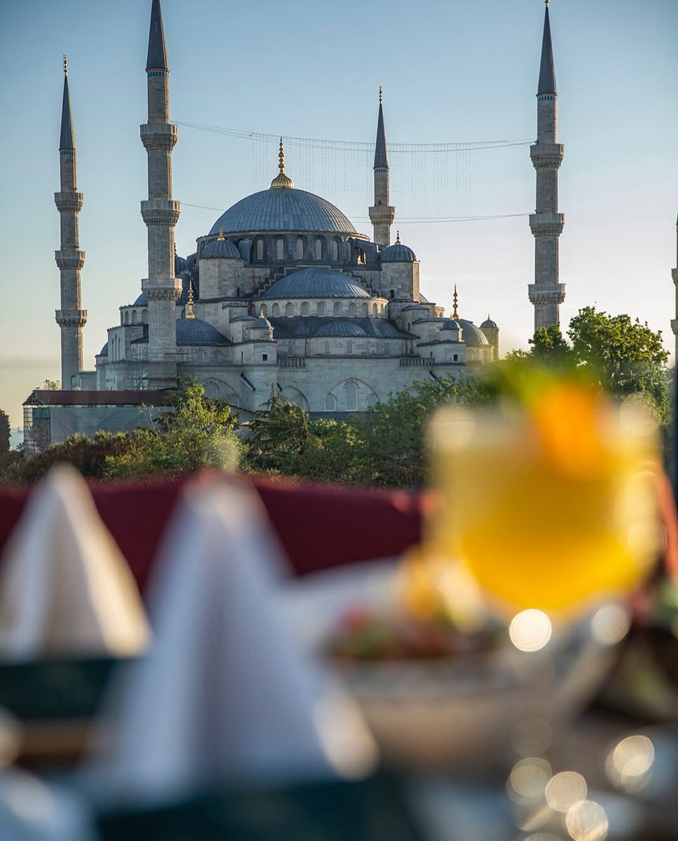 beautyexplorer0's tweet photo. Istanbul Turkey 🇹🇷 https://t.co/OWV0iGpohv
