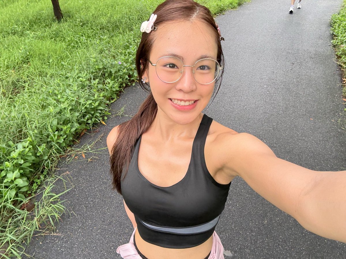 moo_sp48's tweet photo. รักสาวเฮลตี้~ จริงๆก็... รักอาหลีนั่นแหละ~💪🏻🍋🤍🥹
#ArleeBNK48 https://t.co/tSZz3h53bK