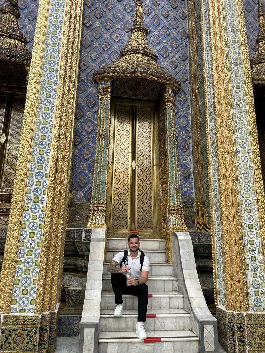 J_Fernandes93's tweet photo. Exploring #Bangkok 🇹🇭 🪷 https://t.co/lOlvYIglDe