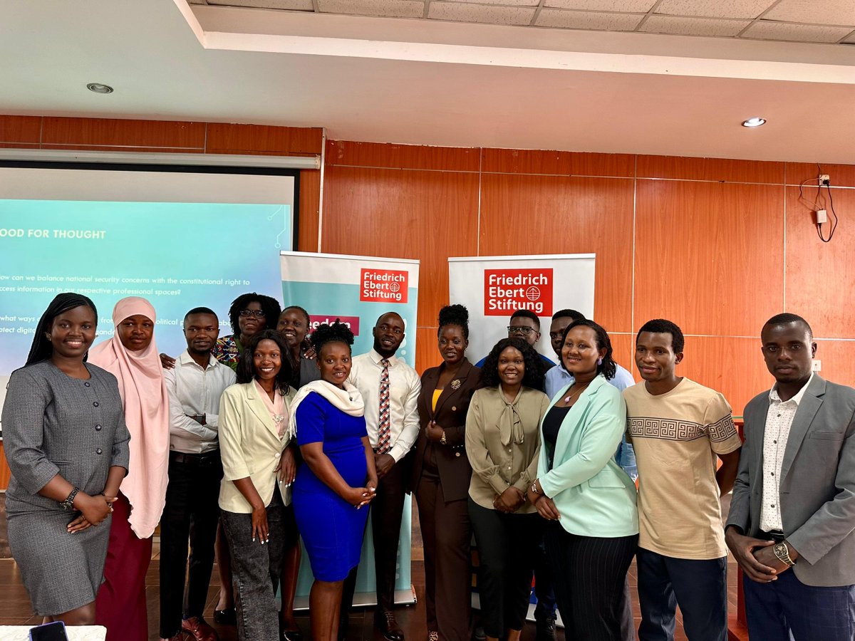 ShanurahYeko's tweet photo. You may have the right to express yourself but what does status quo say

Before your caught on the wrong side of the law, remember ur right of information and freedom of expression have limits.
@mildredtuhaise 
Beautiful session
@Miracle15928561 
@AgabaMarion1979 https://t.co/qxoUYQklPI