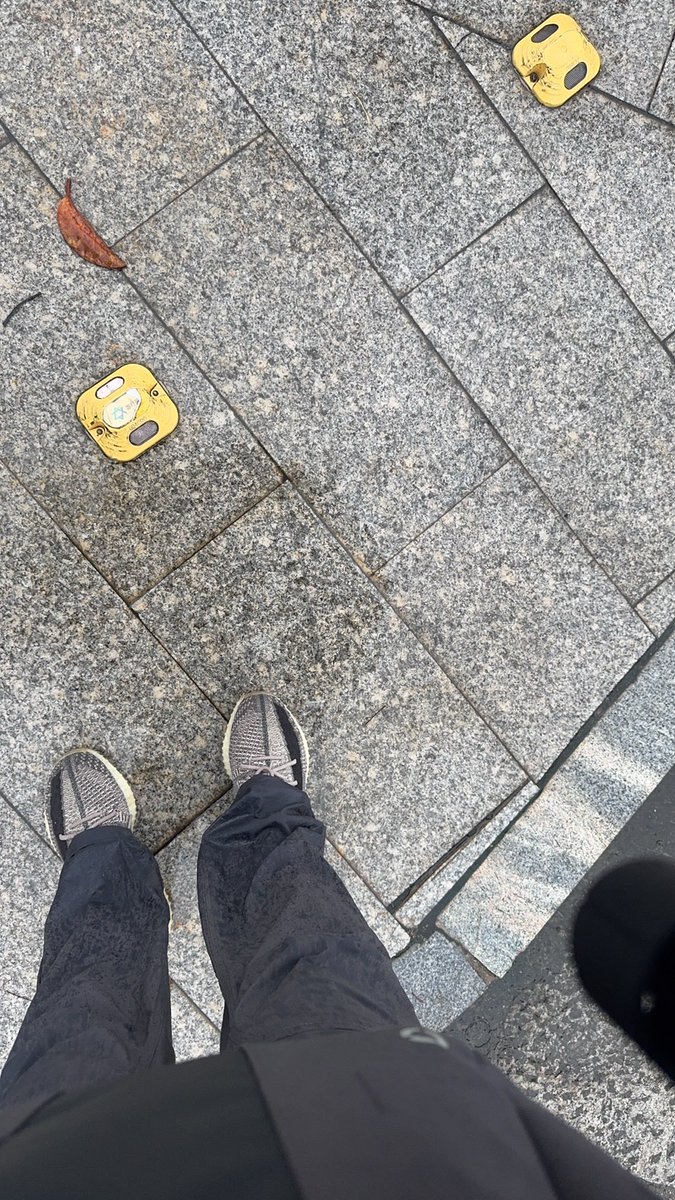 bartyuan0219's tweet photo. 怎么我的日子越过越苦 https://t.co/dvW6GPPe3m