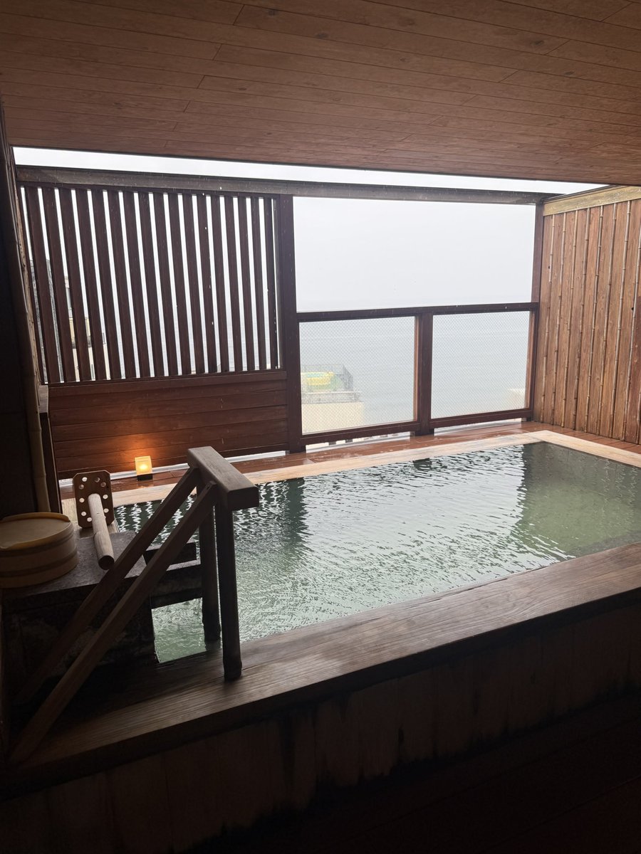 tktmb3's tweet photo. 現状逃避♨️
貸切温泉無料つよい https://t.co/m4vDvDURC5