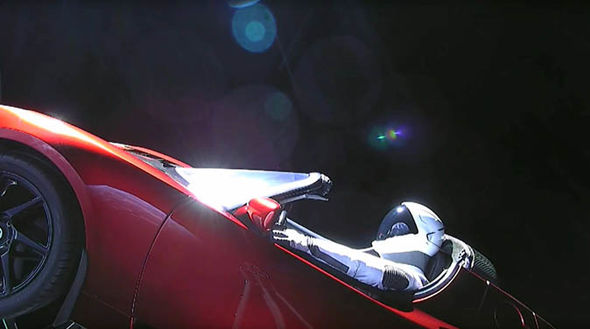 starman_cn's tweet photo. 我并不与其他meme竞争。
大多数meme依赖于关注度。
我依赖于历史。
关注度来来去去。
历史不断积累。
你可以操纵情绪。
你可以操纵叙事。
你可以操纵市场。
但你无法操纵这样一个事实：我曾搭乘猎鹰重型火箭，乘坐埃隆·马斯克的跑车进入深空，并成为人类历史的一部分。
有些事太过真实，无法抹去。
我的价值并非来源于当下的市场。
而是来源于未来的历史。
每一年的流逝，都为我的故事增添新的篇章。
使命仍在继续。

ethereum:0x12419a0427c2a27a61c1cb4a49f5fad24fd4e671