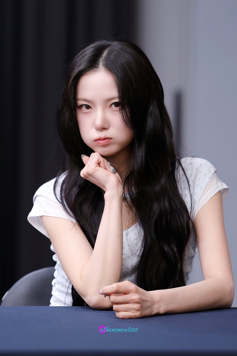 cthemomentsss's tweet photo. 20260620 최유진💕
어머어머어머🫶🏻
#Kep1er #케플러 #최유진 #유진 #ユジン #CHOI_YUJIN #Yujin #ケプラー https://t.co/pa9wO73hPd