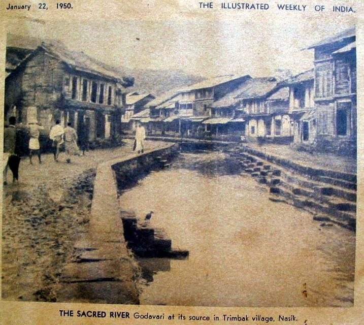 b0red_historian's tweet photo. In an alternate universe, the village of Trimbakeshwar, Maharashtra, had it been preserved and modernized. https://t.co/QDDNkJFNsO