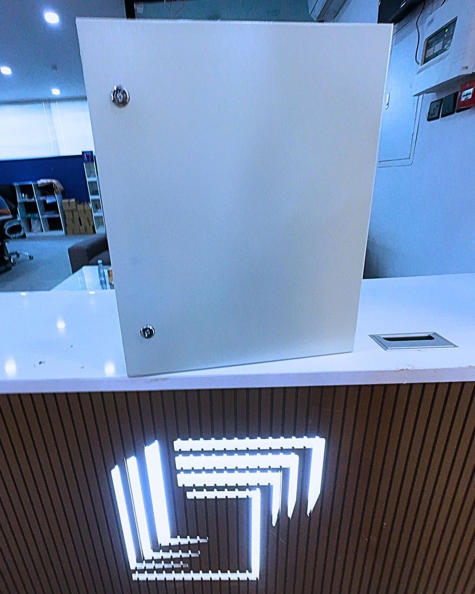 energyluxurySA's tweet photo. ๐ Ready-Made Panels: The ultimate plugin-and-power solution for your projects! โก๐ญ
๐ Contact us for product details and custom configurations.
๐ Visit our website: .atroups.net
#ATGGroups #EnergyLuxury #ElectricalSafety #SmartEngineering #peace https://t.co/j6Kg9RF3kT