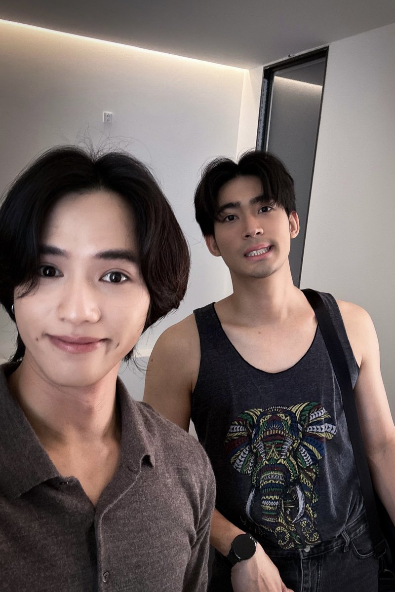 flukefanbase's tweet photo. ในสมการนี้มีคนแฮปปี้
ให้ทายว่าใคร 

#ลงโมเมนต์จูเนียร์ฟลุ๊คจ์จนกว่าจะมีซีรีส์คู่เรื่องใหม่  
#JuniorFluke
#FlukePongsapat #Kajbhunditt https://t.co/IPEXV5TdF9