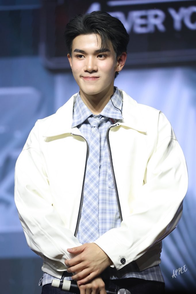 FourthOfficiall's tweet photo. รับหนมปังมั้ยจั้บ 🍞🍞🍞🍞

GEMINIFOURTH VN FANMEET 
#GeminiFourthFMinVietnam https://t.co/Xon53k3CMX