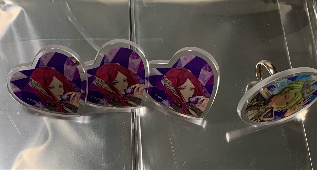 lu_no_st's tweet photo. 四つ買ったんですよ　なんですかこれ https://t.co/VcsakPCVIs
