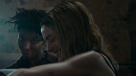 hathaaway's tweet photo. baby :( https://t.co/N5tYUlUrkR