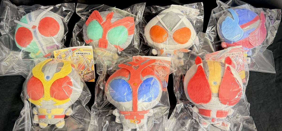 KamenRiderStore's tweet photo. 【#仮面ライダーストア東京店 商品情報】

東京店では大人気の『仮面ライダーパステルへんしんぬいぐるみ』が好評発売中❗️🧸
#仮面ライダービルド #仮面ライダーガヴ など完売していたライダーも再入荷しております🐇🍇
旅行やお出かけも是非お気に入りのライダーとご一緒に👟✨
ご来店の際は是非チェックしてみてください🙌

※ご好評につき完売の際はご容赦ください。
