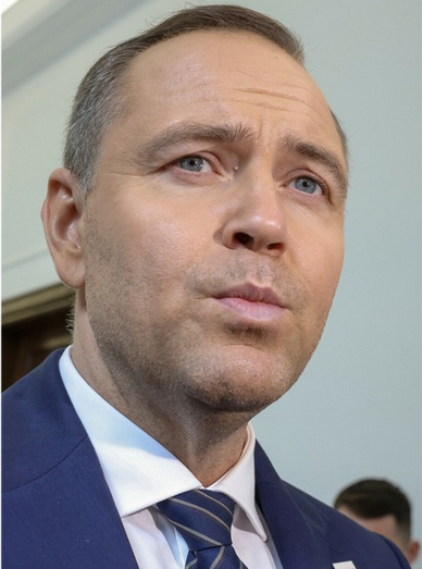 speedy5_3's tweet photo. Tylko jedna osoba ze zdjęć poniżej ma jaja.
Zgadnij która?

(Podpowiedź dla niezorientowanych. ma ona dłuższe włosy) https://t.co/BAc0sgWY9v