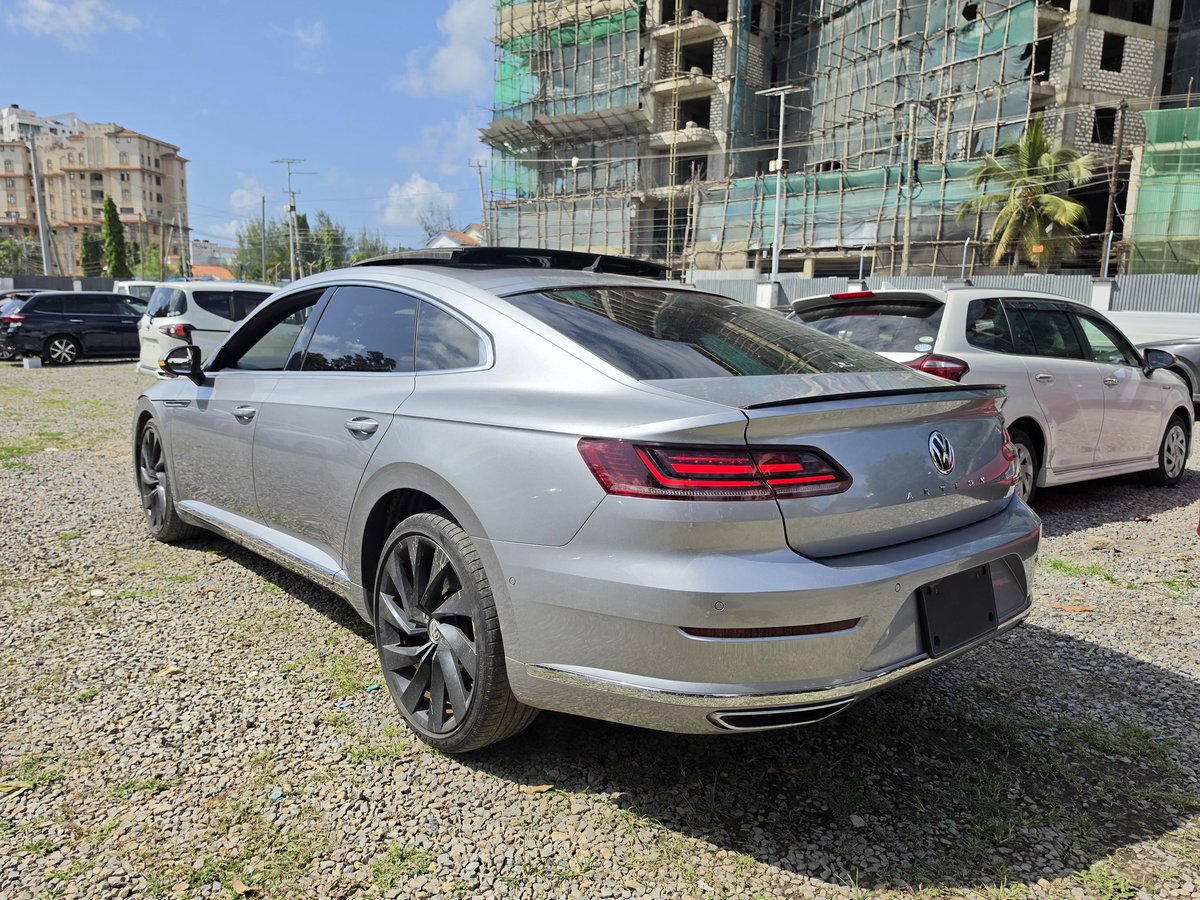 Yuasa254's tweet photo. The 2019 Volkswagen arteon Now available 

Price 3,900,000/= 
Hire Purchase deposit 1.8m
Call 0743555153 https://t.co/FHrfWP721s
