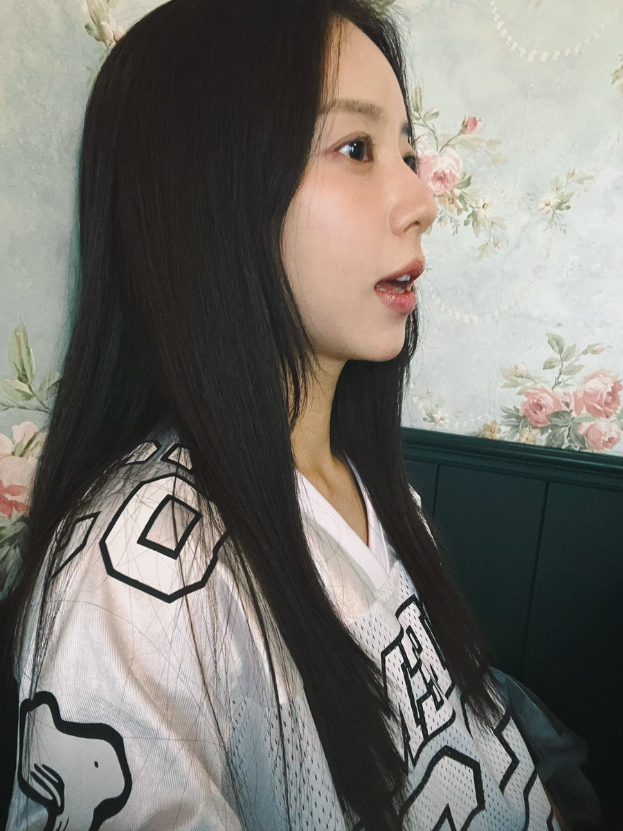 shining__JH's tweet photo. ㅇ ㅕ-름☔️ https://t.co/lRKp9kH0c4