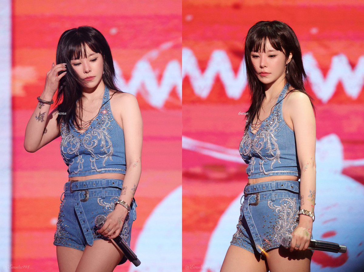 dailywheein's tweet photo. she’s so fine 🔥 https://t.co/ghbQb0TBP9