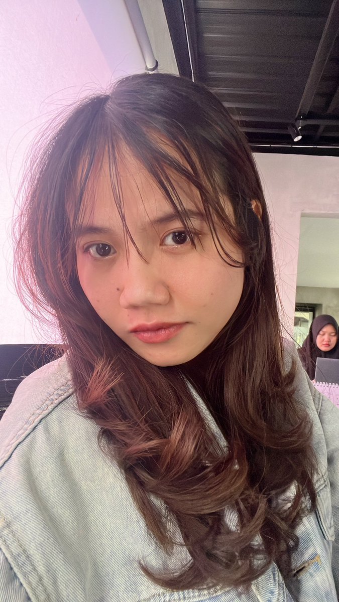 oleocake's tweet photo. muka2 otw seperempat abad https://t.co/qEiuNZ6rqQ