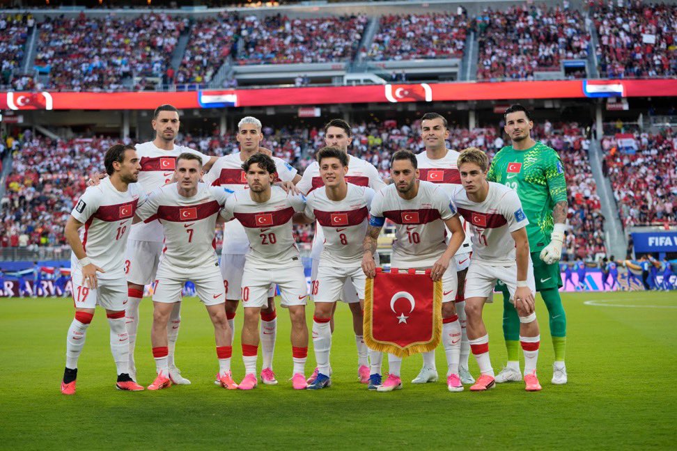 Naz hanım tweet media