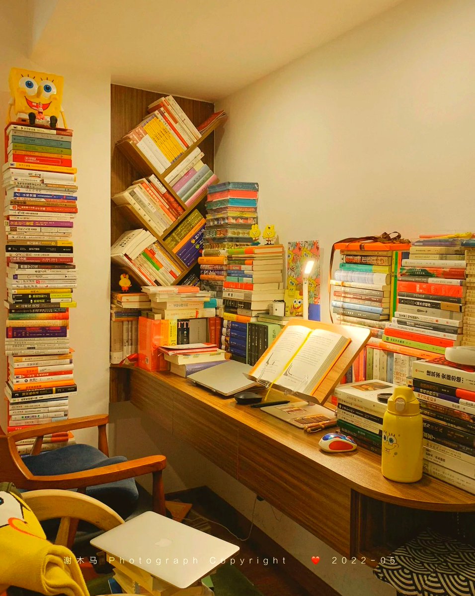 Armen55864600's tweet photo. New semester, new start!  Fresh textbooks, new goals, and all the small wins ahead—let’s dive in and make this term count!， https://t.co/Y6G5631MPC