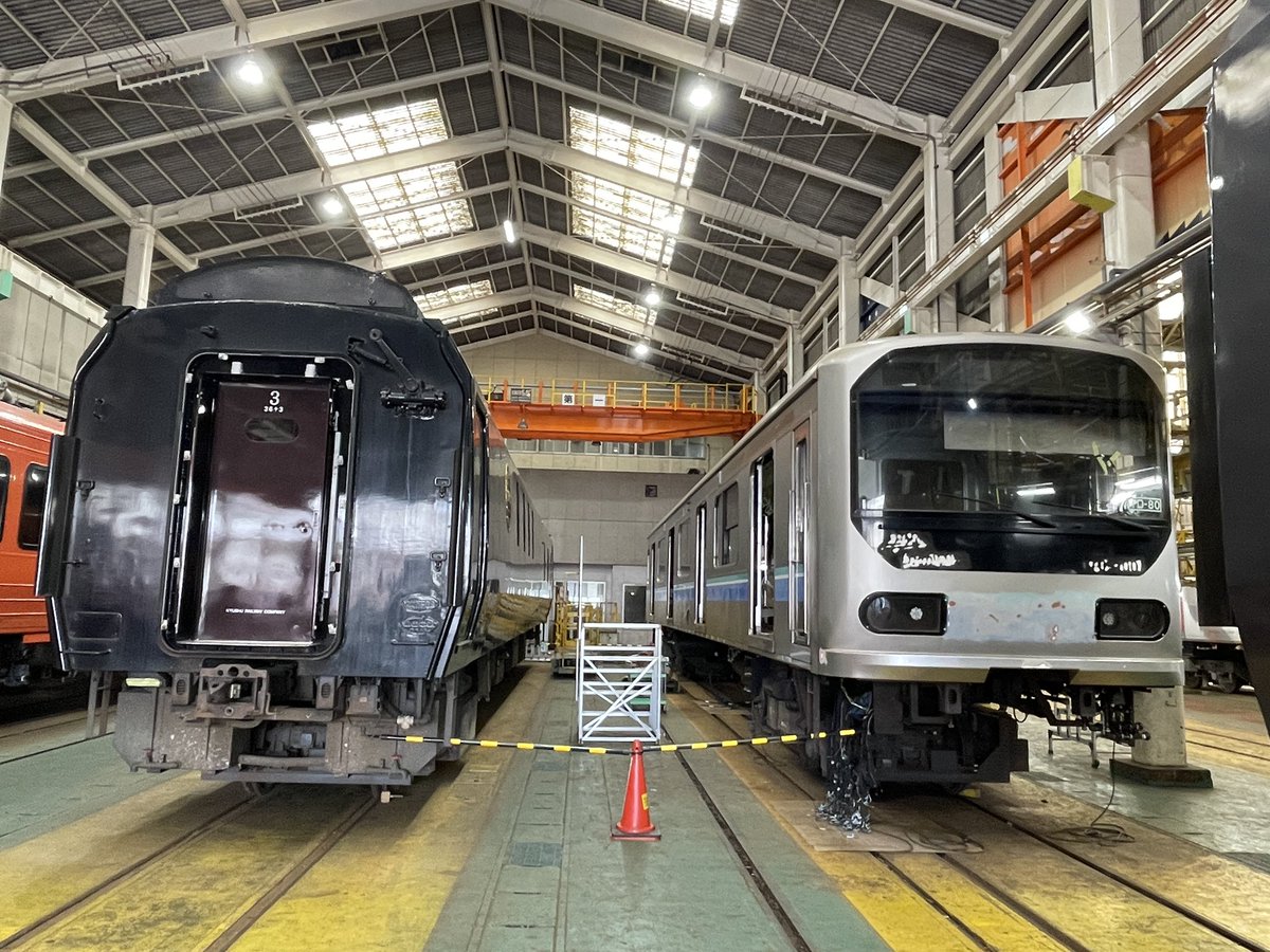 suiseied76's tweet photo. 工場見学
もと、りんかい線 70-000形
帯や表記がなくなり改造が進んでました
#小倉工場鉄道ランド https://t.co/4QyY2fgQQp