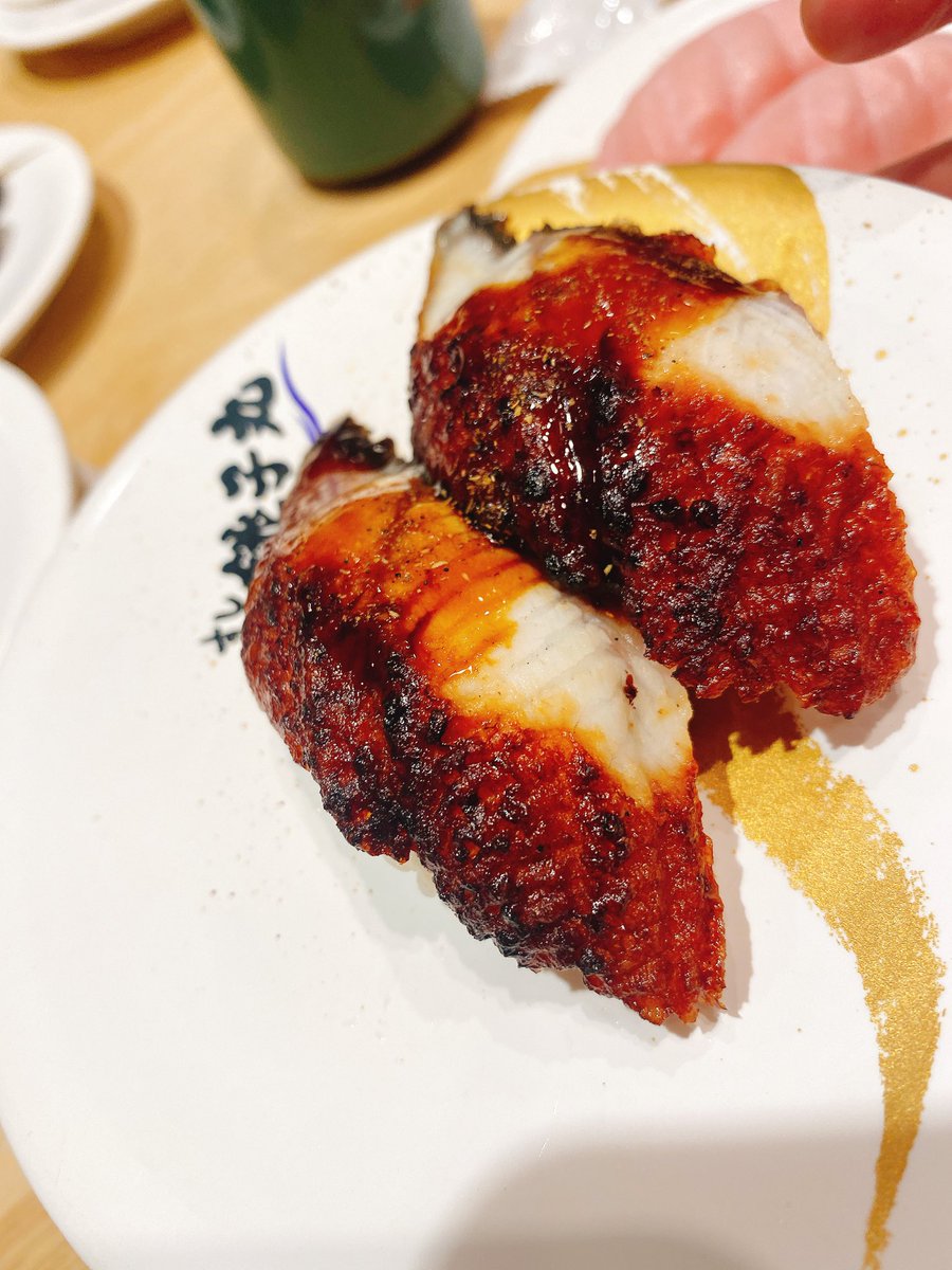 GASUBUROTR's tweet photo. お寿司　美味すぎて幸せ https://t.co/QAyf0Ql3dW