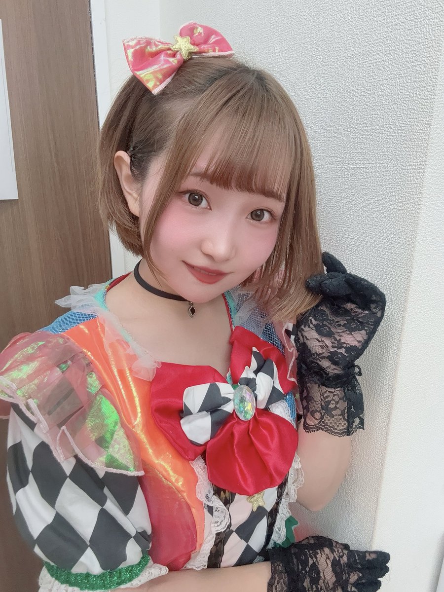 sakura3_circle's tweet photo. #押忍フェス 1部！✨
ありがとうございましたー！♡

たくさんの方にポジモンのステージを見てもらえて、すごく嬉しかった！🤍一緒にたくさん盛り上がってくれてありがとう！🙌

久しぶりのサーカス衣装っ！🎪
とってもいい感じなのっ！⤴️
2部もよろしくね！😉 https://t.co/obPtKDZi8g