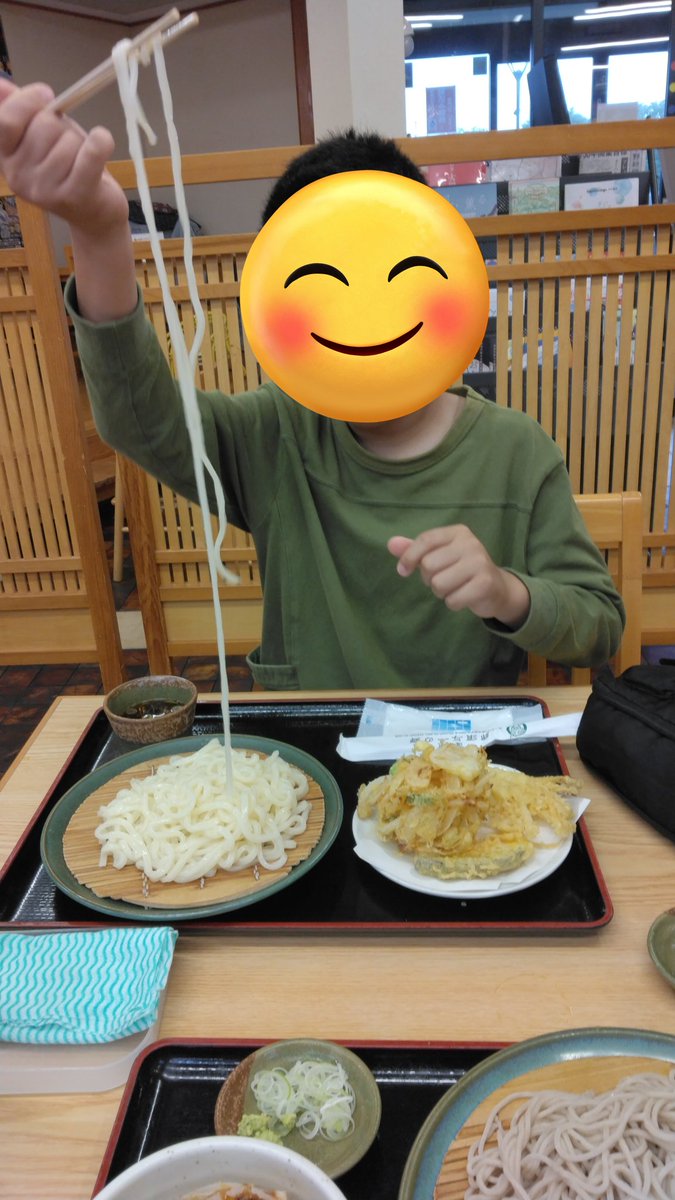 komi_3's tweet photo. 今日は坊ちゃんとドライブデー
時々強く降ってたから車で正解

浅川町はまだ配布場所違いのカードを頂けた
#つながるのBASE のお姉さんのいとこが町田にいるというつながり

お昼は #道の駅那須与一の郷 のそば屋で

今日の #マンホールカード
西郷村A,白河A,浅川町A,棚倉町A,大田原B/A,佐野A https://t.co/U7cFfTtFT5