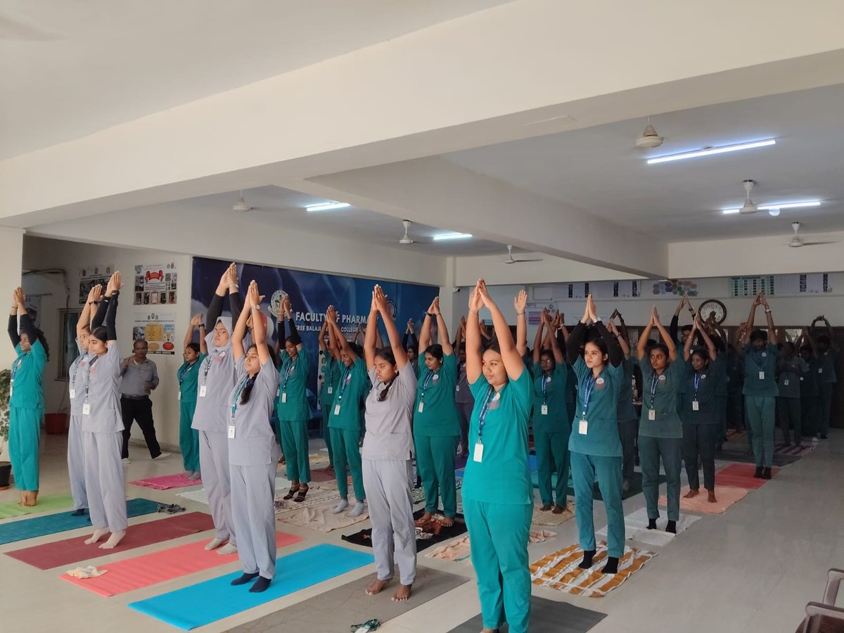 FOPSREEBALAJI's tweet photo. International Yoga Day was celebrated for two days at FOP, SBMCH Campus, Chromepet, Chennai–44. The event was inaugurated by Dr. N. Deepa, Dean, FOP. Yoga sessions were conducted by Mr. Satish, Physical Director, SBMCH, and Certified Yoga Specialist. Students actively participate https://t.co/NEIxyPWA79