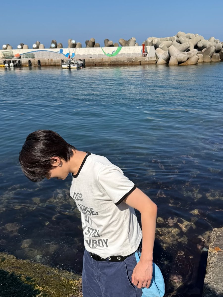 LEELEOINTL's tweet photo. [📸] 260620 INSTAGRAM 

#LEO #리오 #LEELEO #이리오

🌊🐳🐬🌊

🔗 https://t.co/nZpLRXrOK9

#ALD1_LEO #リオ #李理悟 
#ALPHADRIVEONE #ALD1 #알파드라이브원 https://t.co/hVXsIiPZFU