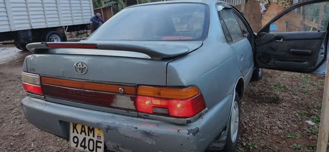 CFCJoes's tweet photo. VEHICLE THEFT ALERT!!! ⚠️ 

This vehicle, a Toyota 100 KAM 940F  has just been stolen at Githunguri town,the owner is a very elderly man, he is feeling dejected, and needs help because this is the only vehicle he has to make his movement possible.....Kindly Kenyans and our followers lets unite and help mzee by REPOSTING

If you see it reach us on WhatsApp number 0738584299.
