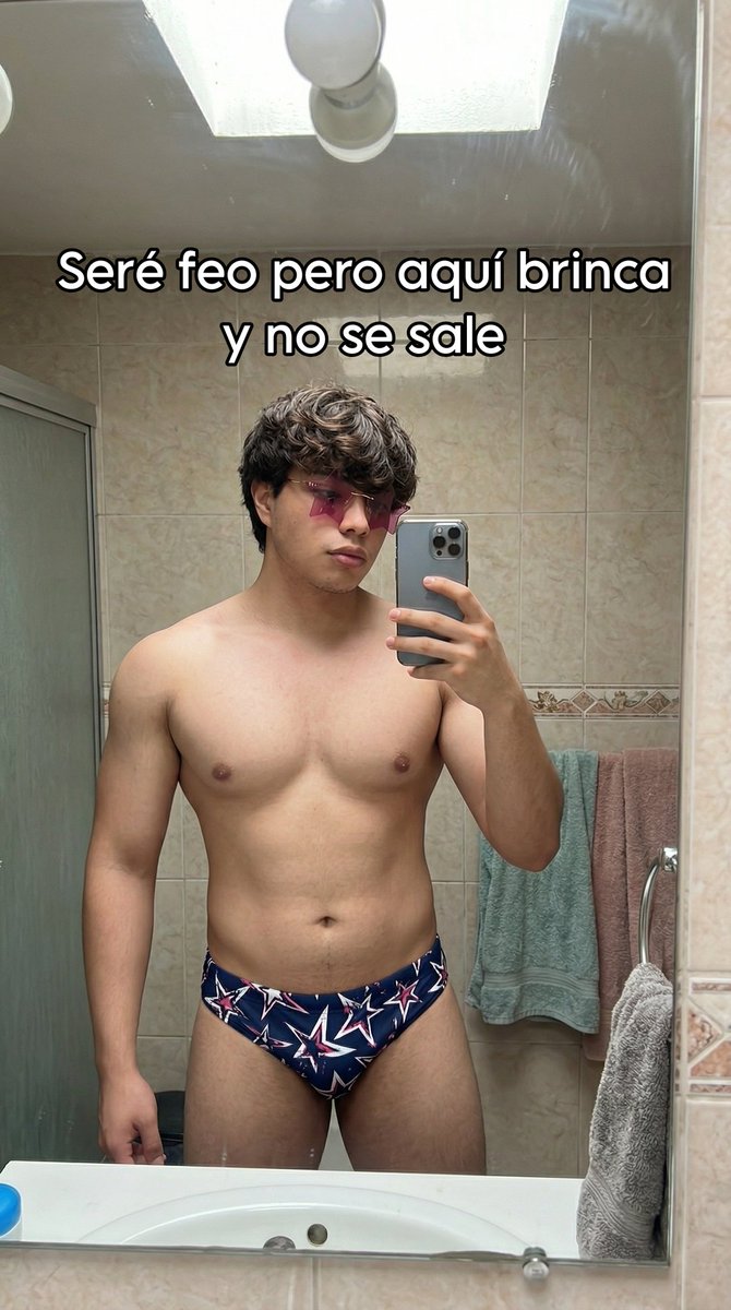 Fabito_23_'s tweet photo. Brinca y no se sale #brinca #nosesale #lindo #selfie #gym https://t.co/tcwM4Zw8qg