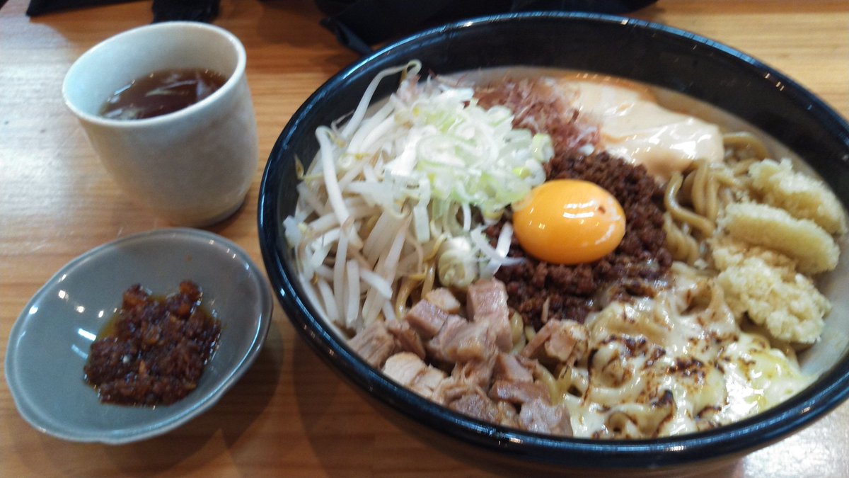 ashibe0730's tweet photo. 給油しました😋
#タイガーパンチ https://t.co/3SLHRgEv2X