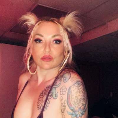 MMSmeMore's tweet photo. #NewProfilePic https://t.co/ZVSkqsiHRk