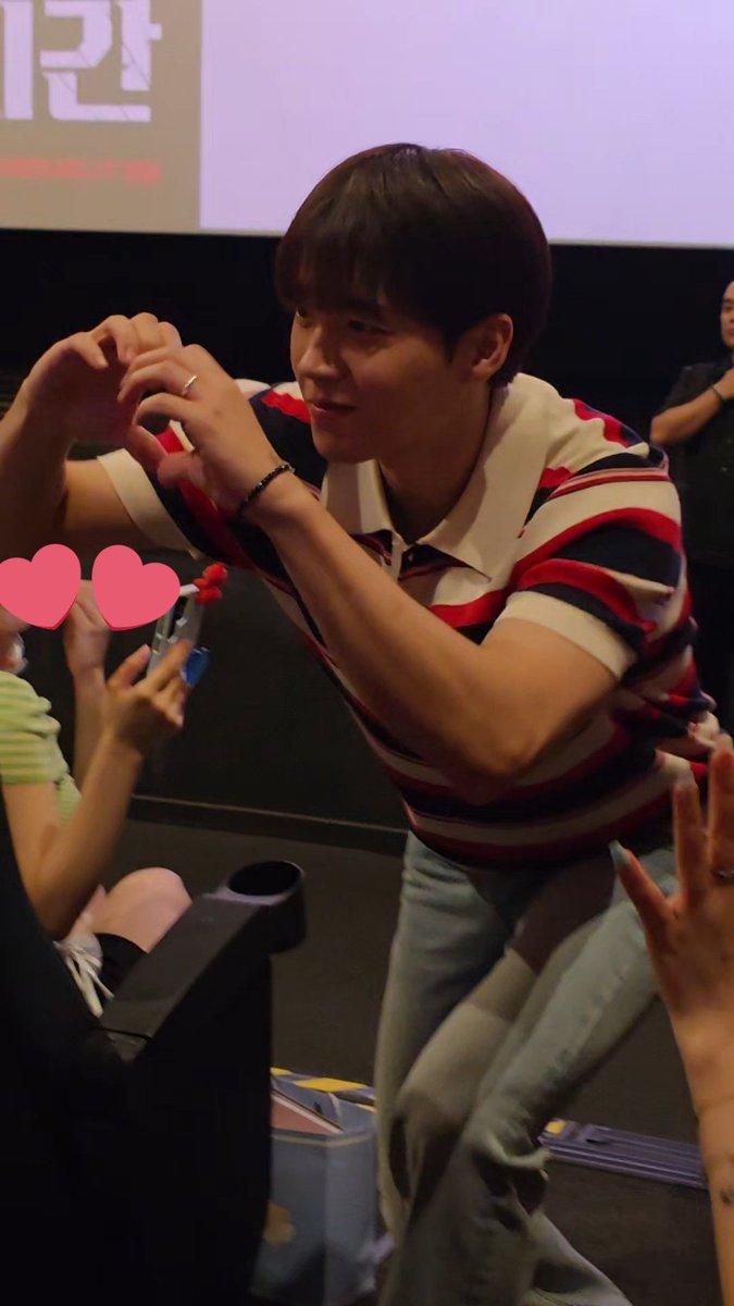 luvxoh's tweet photo. 가나디 너무 가까워요.. . .
#남우현 https://t.co/HgFaypgCKH