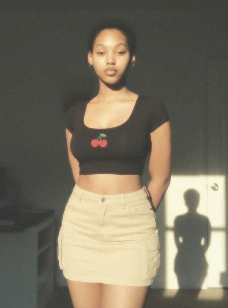 ayblaaack's tweet photo. no nigerian girl is built this way https://t.co/0oahNVHtgR