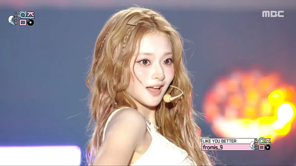 M0tt22's tweet photo. 잘봐... 이게 ‘센터’야 https://t.co/RZ9OWmwKeX