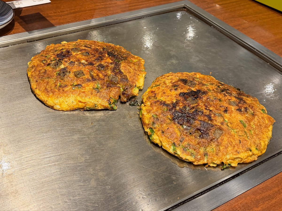 kn284's tweet photo. 今日も変わらず「あんぬちゃん、ねぎ焼きだよ…」が行われてるのを見てから食べました https://t.co/ow0fdGZKzG