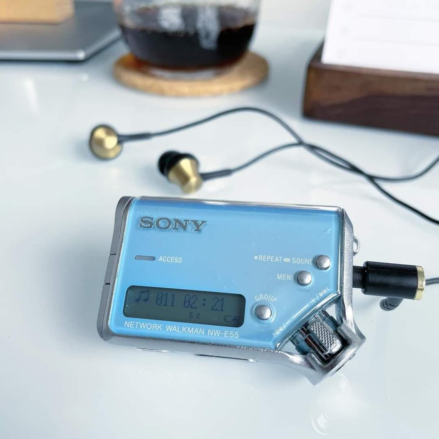 2004 Network Walkman NW-E55