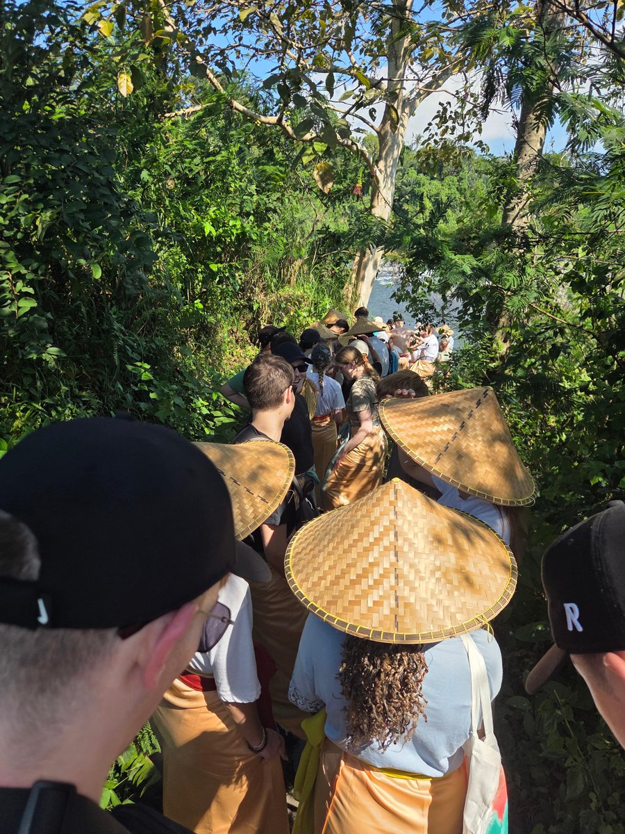 lakescollege's tweet photo. After an unforgettable stay at Bali Kuno, our group has now arrived at their homestay, Gangga Blessta. 

Bali Kuno provided an incredible cultural experience, packed with activities that challenged, inspired, and brought everyone together. https://t.co/NUZ0i6VLgo
