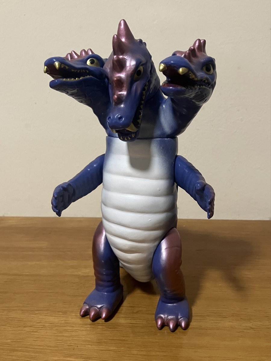 Kuuusou83's tweet photo. 宇宙猿人ゴリ怪獣シリーズ 
スペクトルマン
ハイパーホビー誌上限定版
マスダヤ復刻三つ首竜

🐲🐲🐲

#三つ首竜 #スペクトルマン #マスダヤ #Masudaya https://t.co/Prwnac2Gry